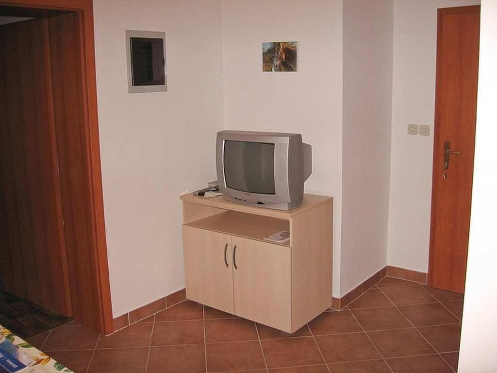 Apartments Krusvina Lun  Oda fotoğraf