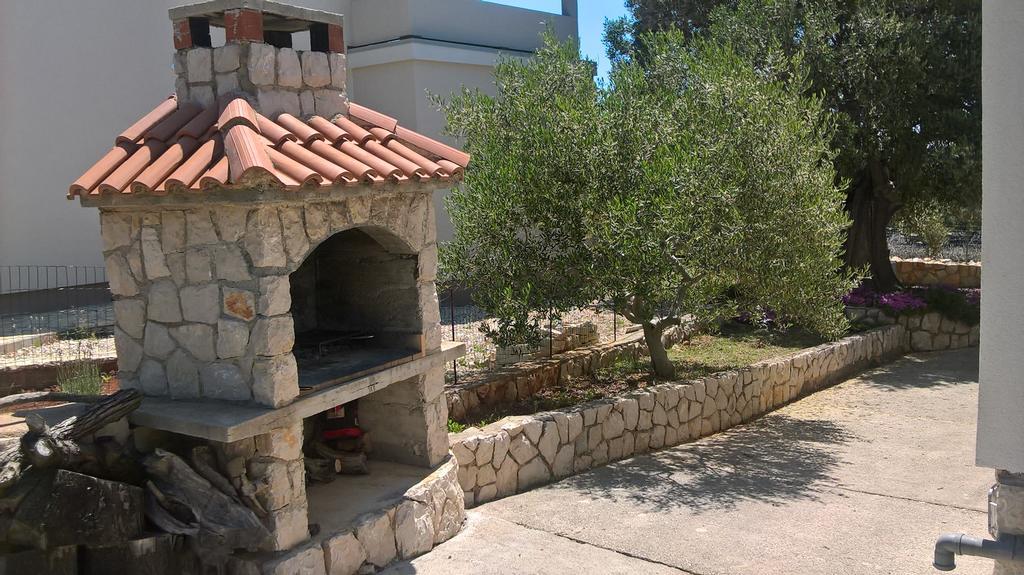 Apartments Krusvina Lun  Dış mekan fotoğraf