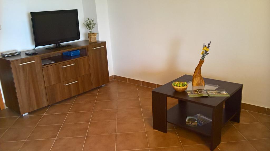 Apartments Krusvina Lun  Dış mekan fotoğraf