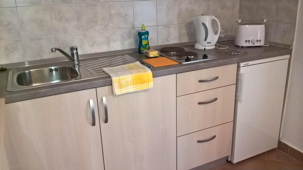 Apartments Krusvina Lun  Dış mekan fotoğraf